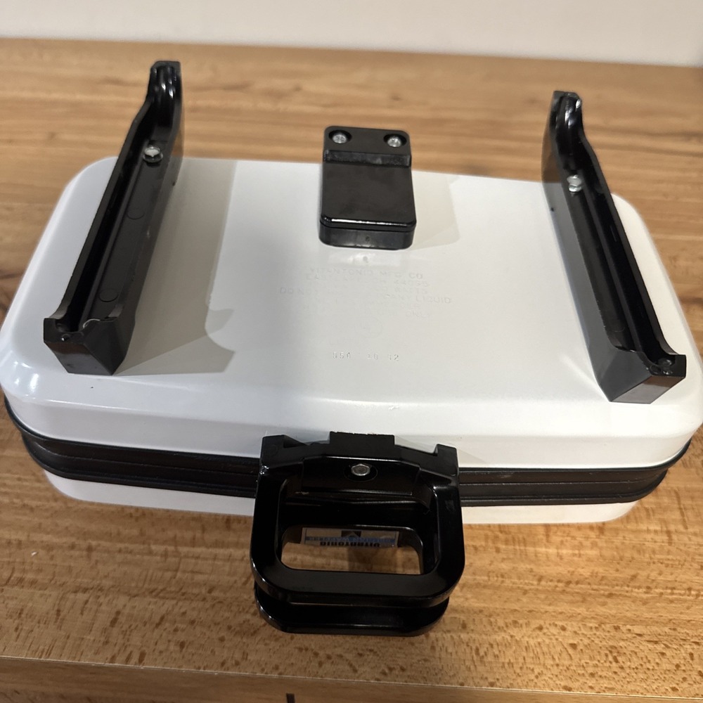 Vintage Vitantonio Belgian Waffler Model 550 Waffle Maker Iron White 900W - Picture 8 of 8